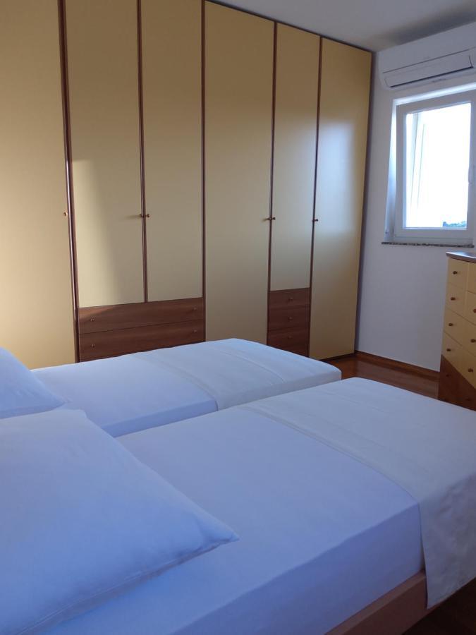 Apartments Rea 茨雷斯 外观 照片