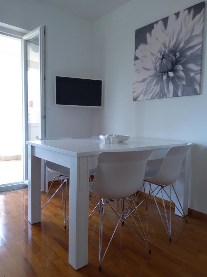 Apartments Rea 茨雷斯 外观 照片